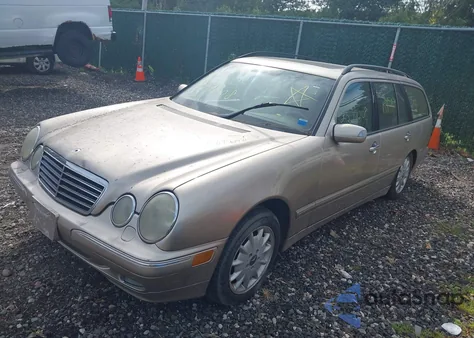 2002 Mercedes-Benz E 320 4M из США, поврежденный, VIN WDBJH82J22X070786